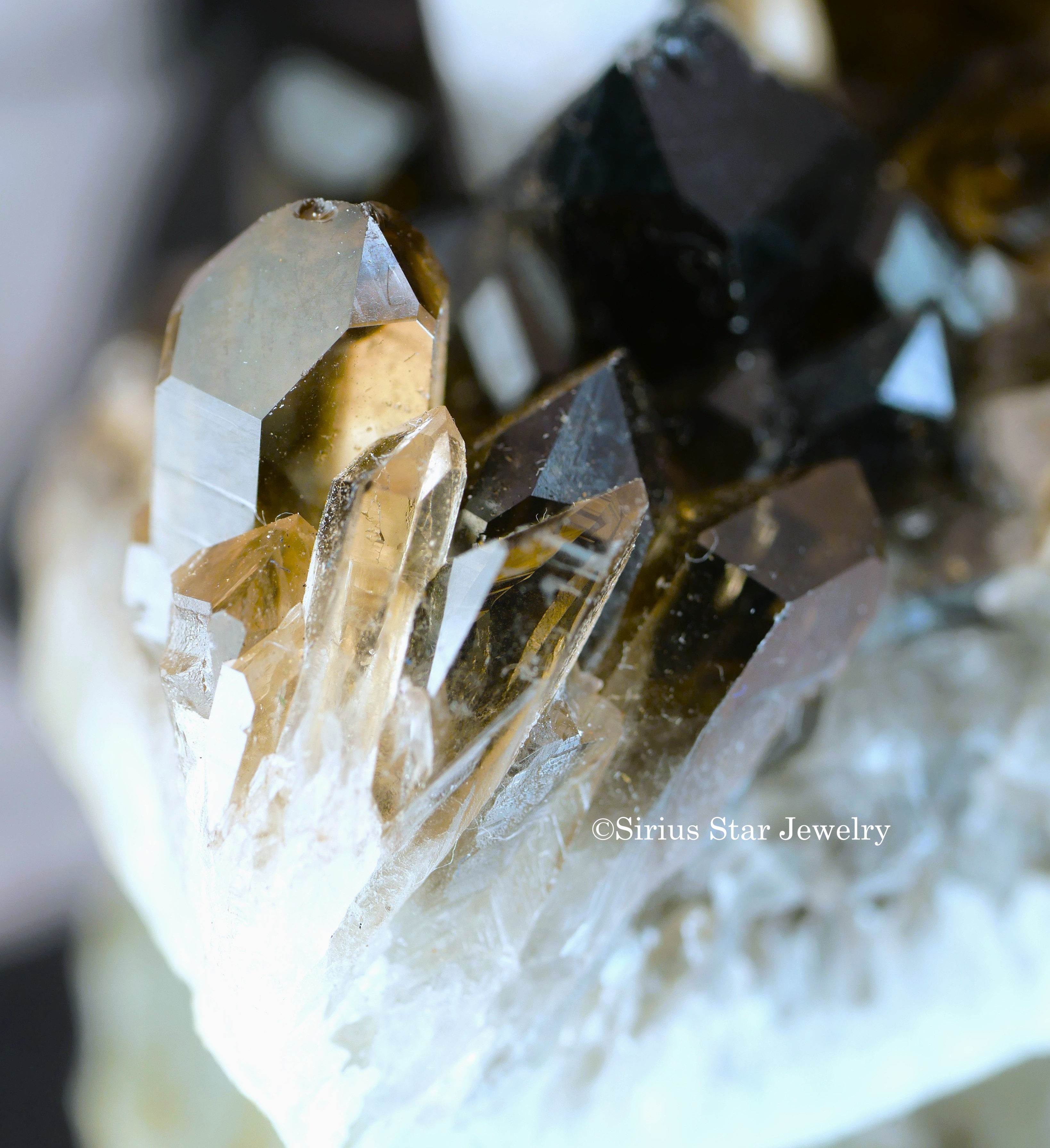 シリウス天然スモーキークラスター