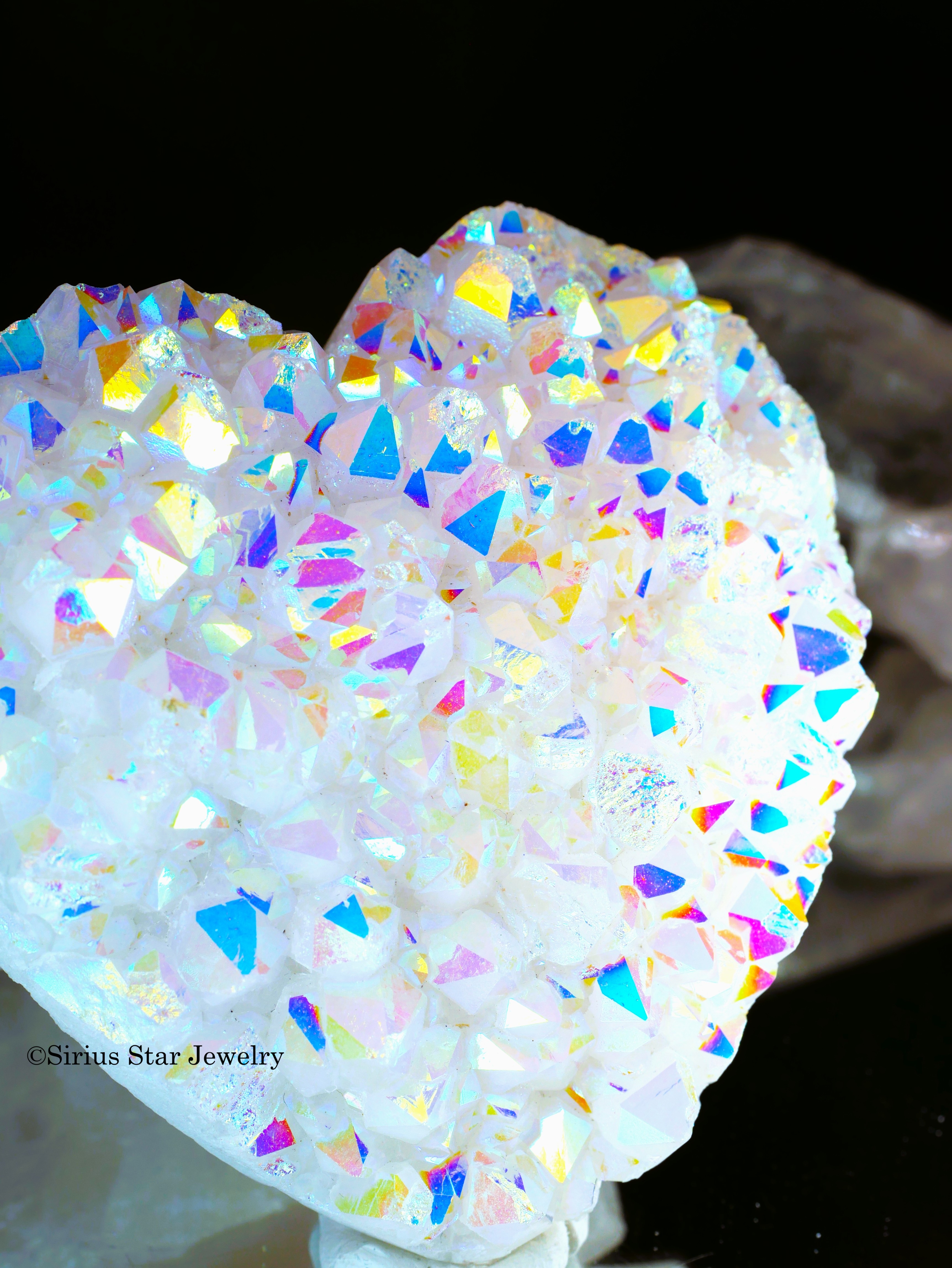 シリウスオーロラクラスター　ハート型　ミディアム