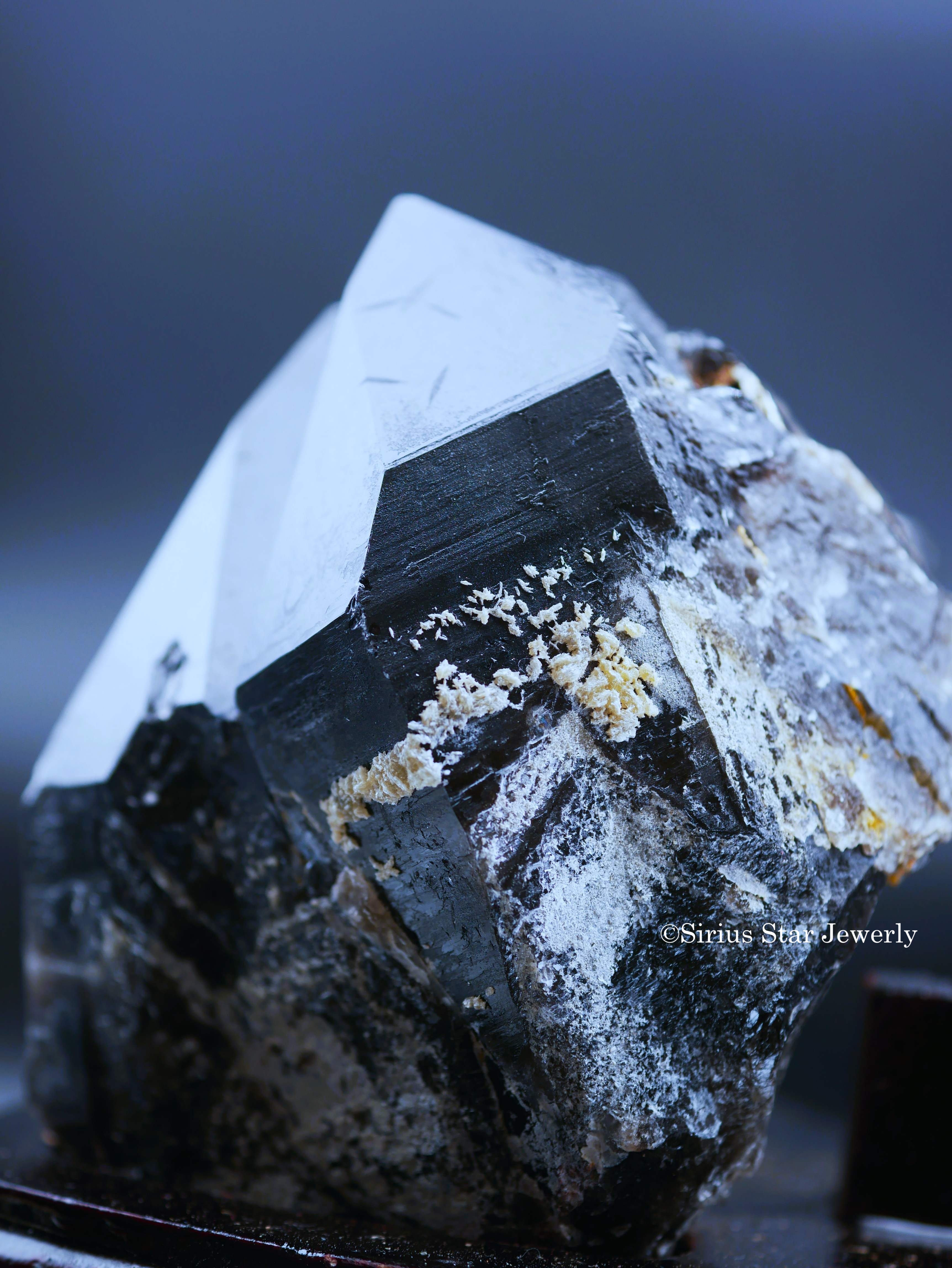 一点物　超希少　チベット産　天然モリオン原石 ミニクラスター 結晶 漆黒 インテリア オブジェ コレクション 風水