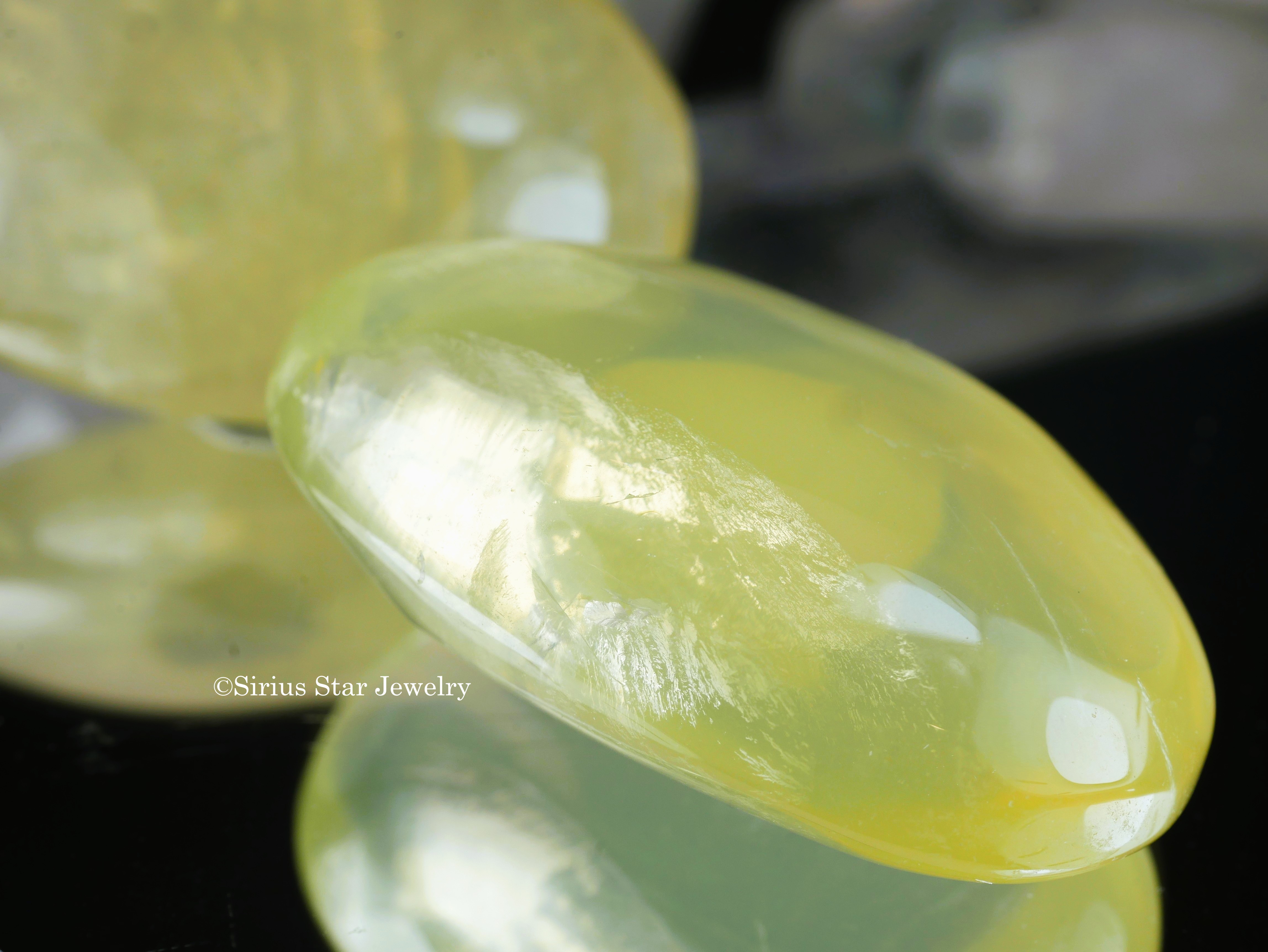 【宇宙の金脈！ゴールデンオウロベルデ　握り石】2個セット