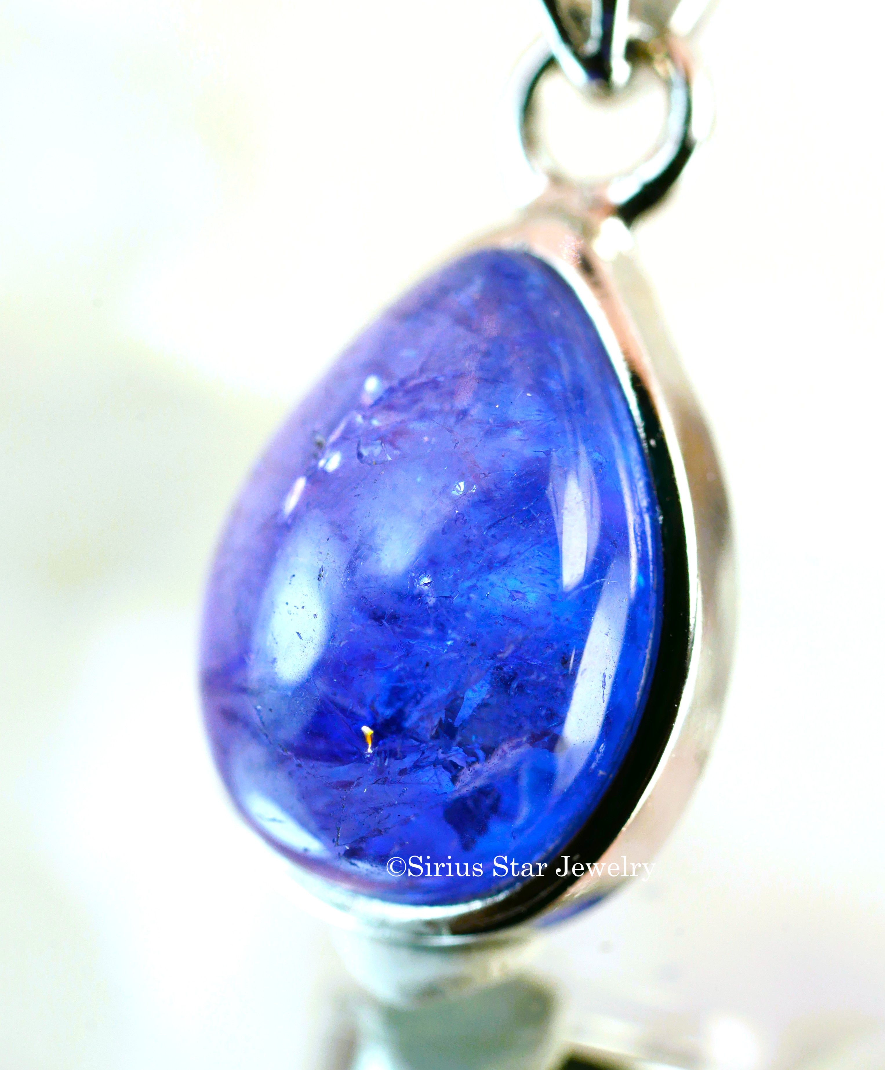 タンザナイトペンダント