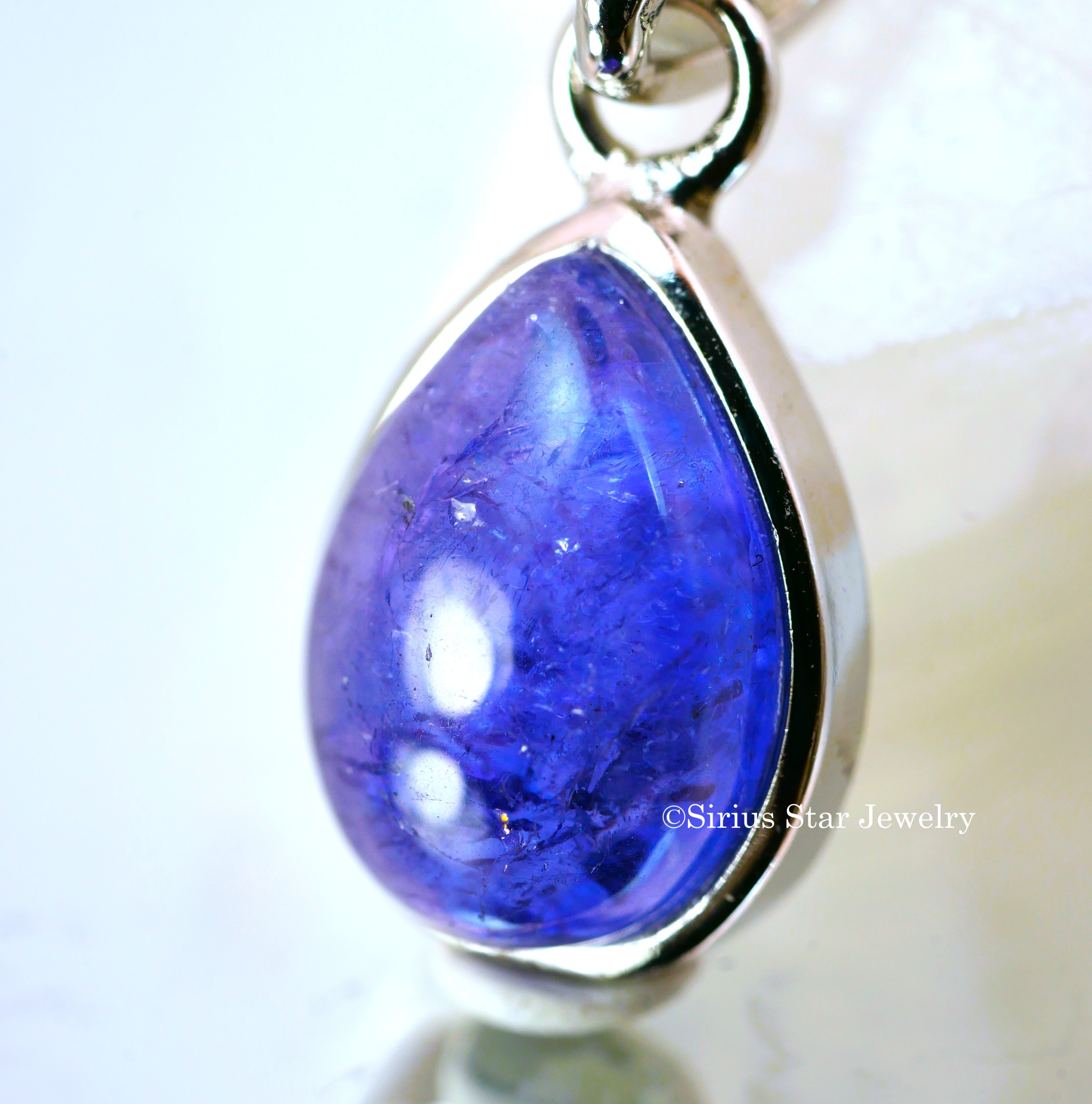 タンザナイトペンダント　スモール