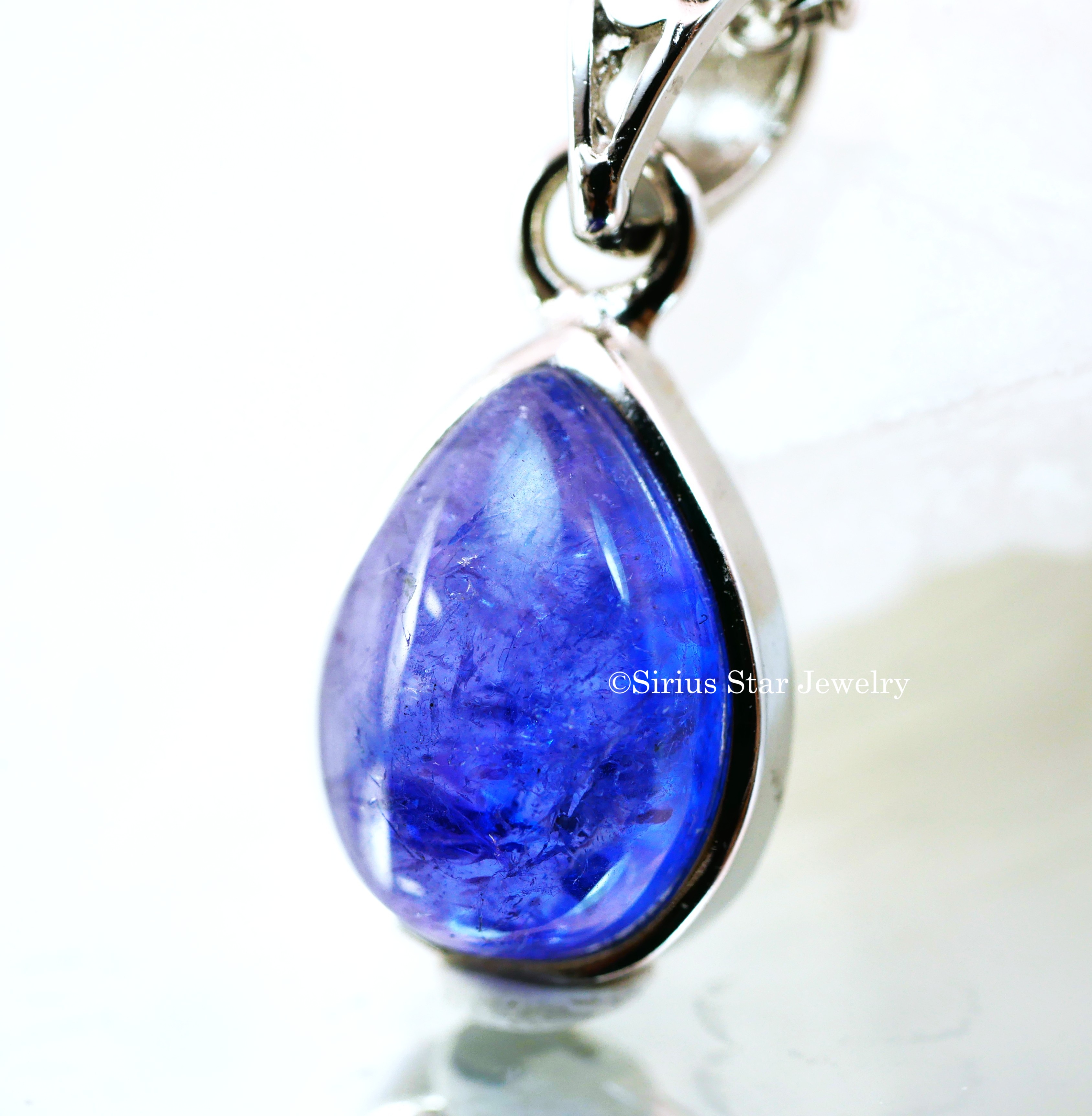 タンザナイトペンダント　スモール