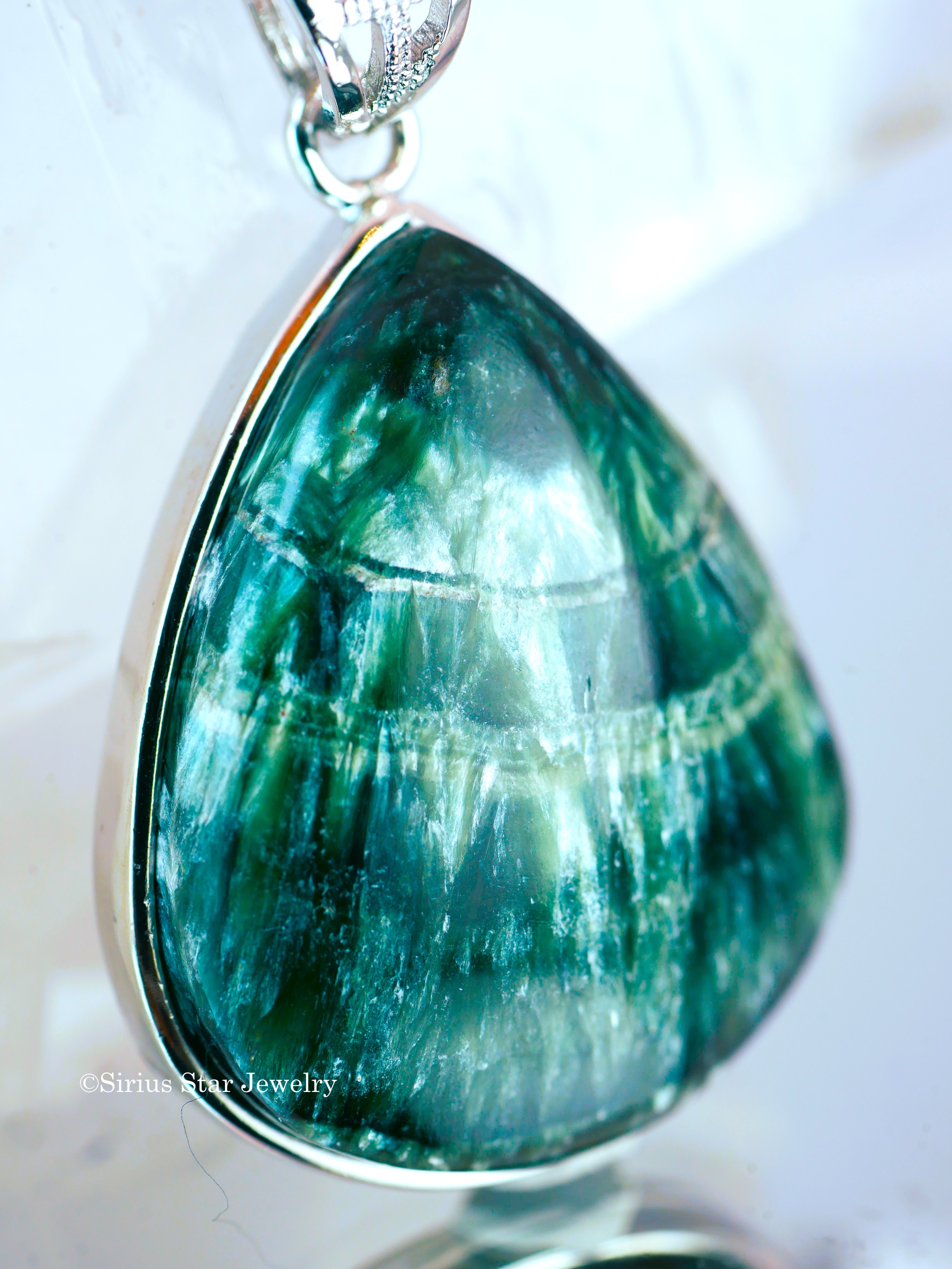 【セラフィナイトペンダント】