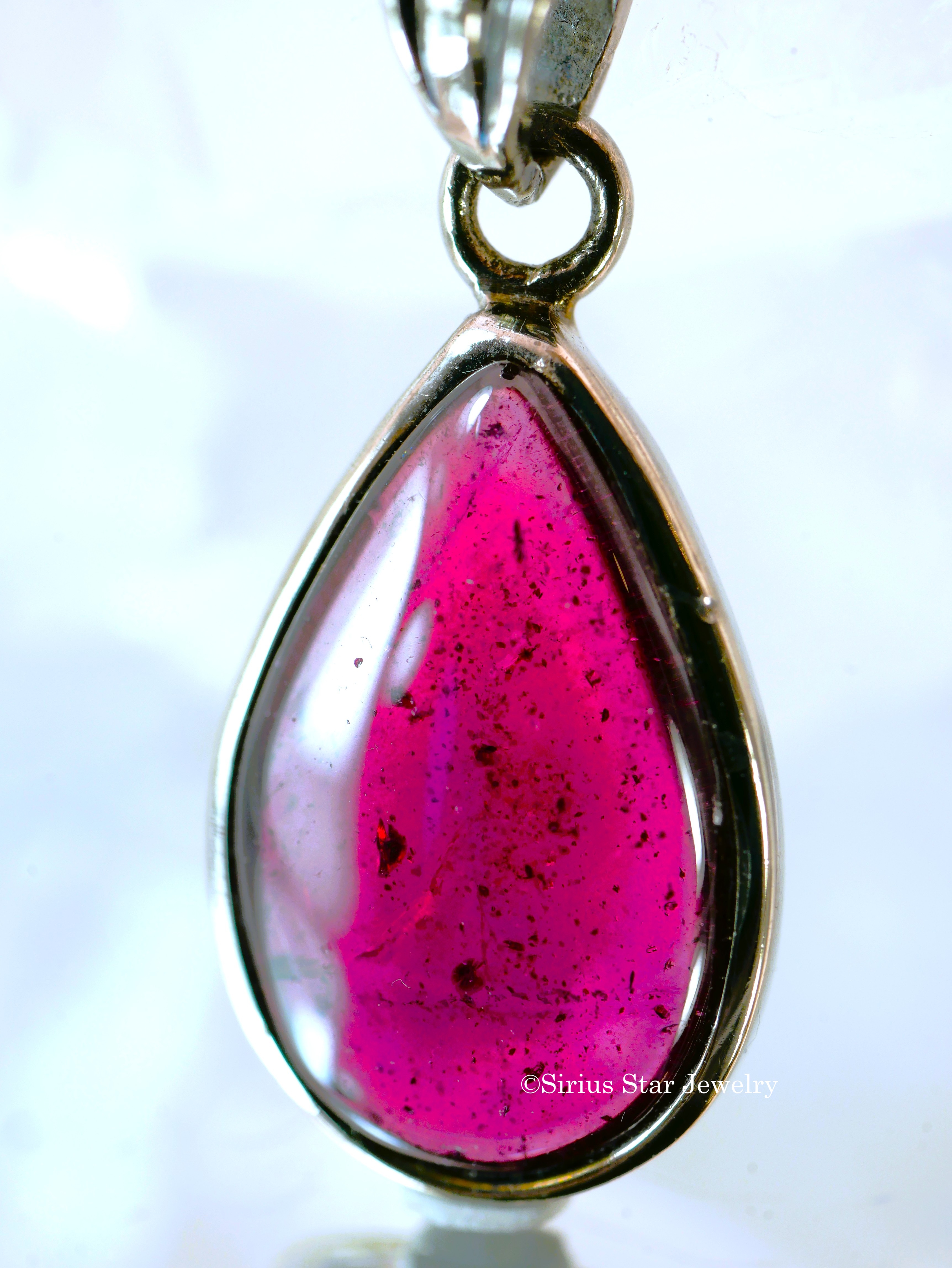 ピンクトルマリンペンダント　ミディアム