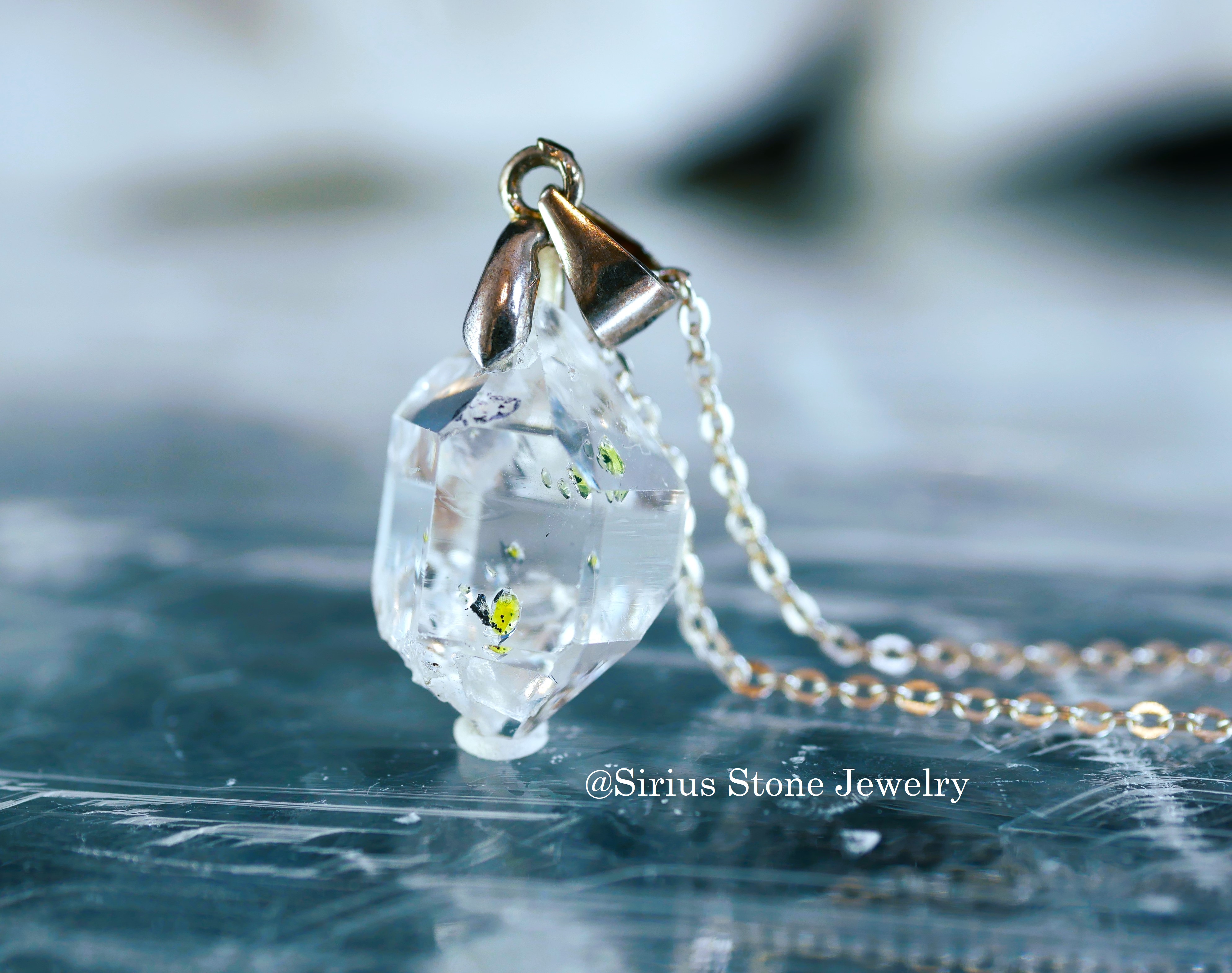 ハーキマーダイヤモンドネックレス オイルインタイプ ラージサイズ